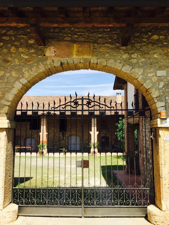 Bed and Breakfast Antico Cascinale Lombardo Lonato del Garda Exterior foto